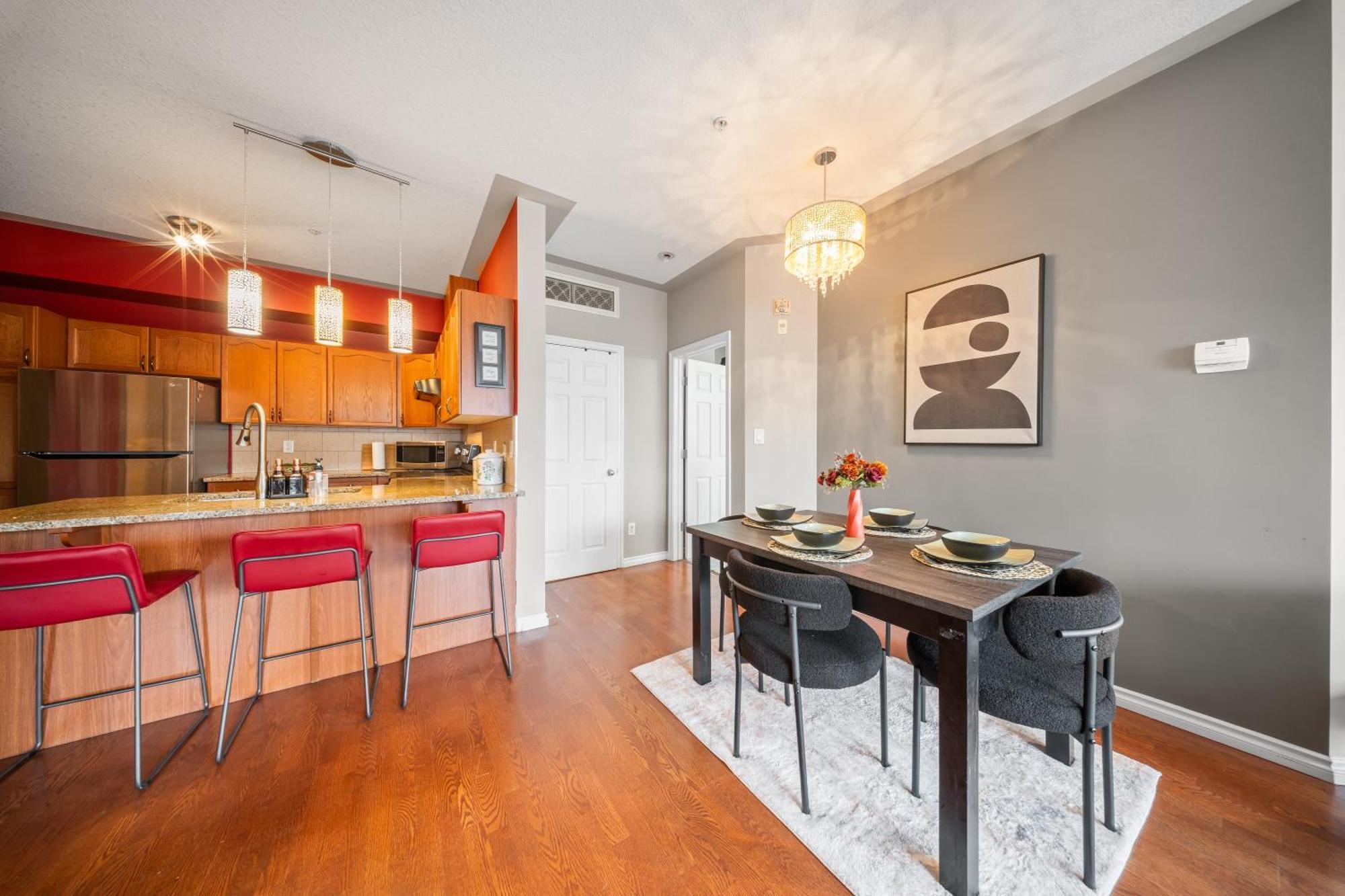 Ice District 2bed Condo, Rogers Place Apartment *