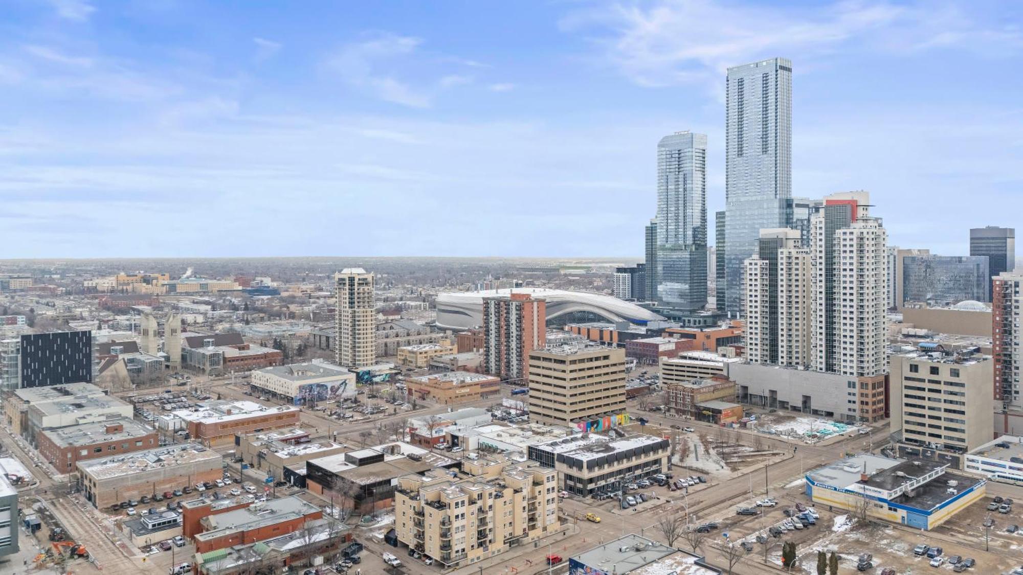 Apartment Ice District 2bed Condo, Rogers Place