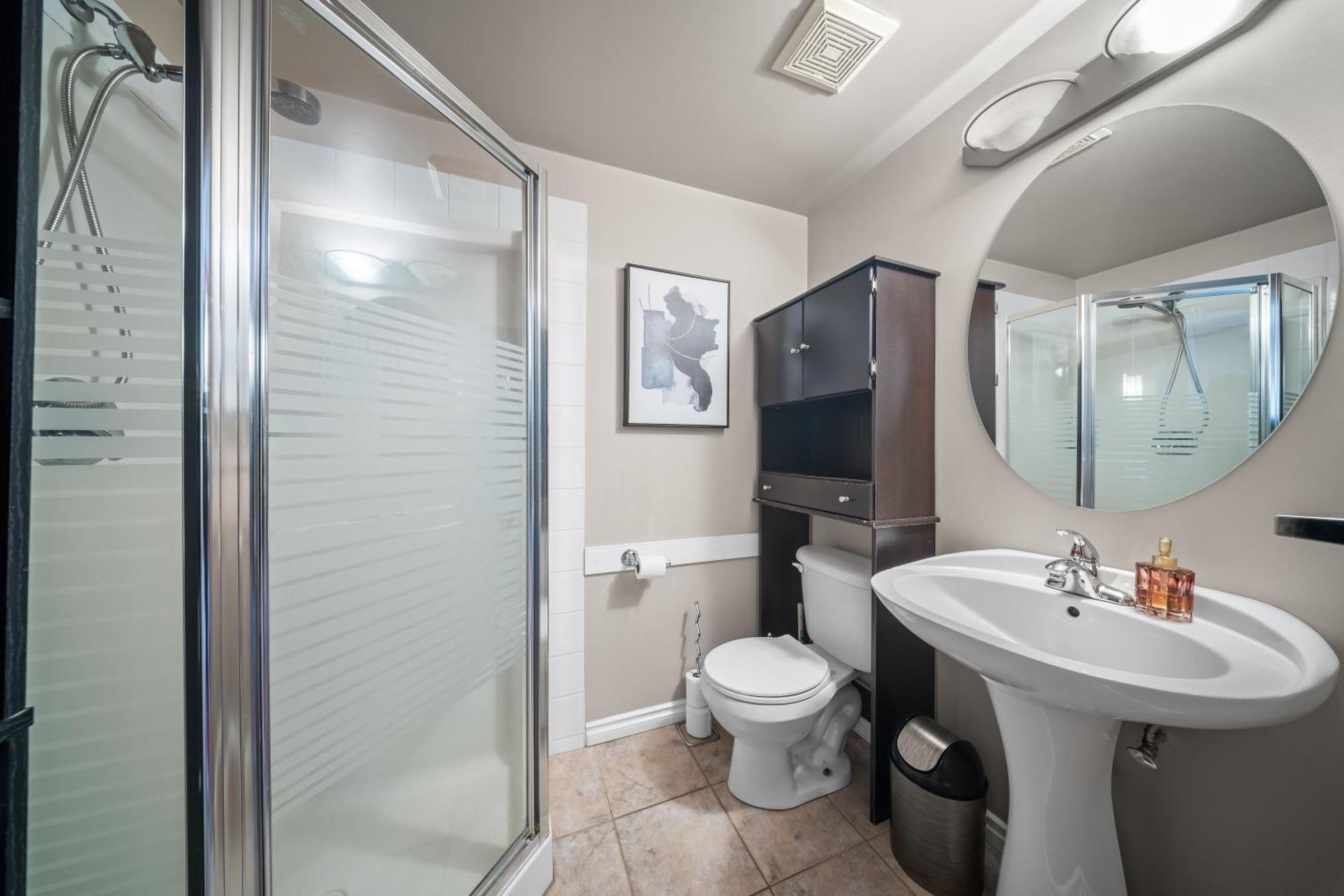 Apartment Ice District 2bed Condo, Rogers Place *